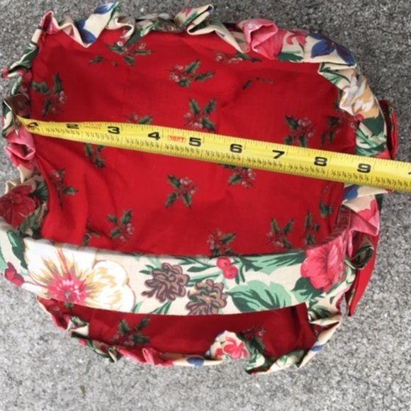 Handmade Christmas Fabric Gift Basket 9" - Picture 8 of 8